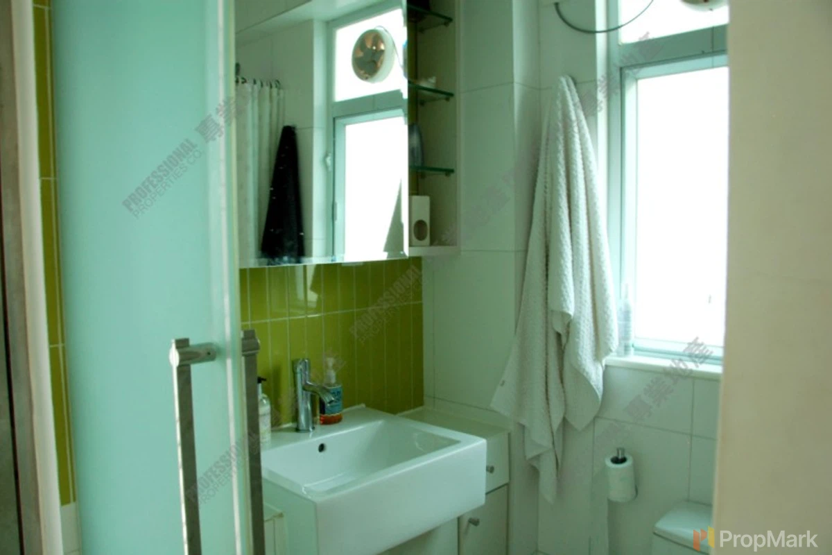 21 Elgin Street - Photo 2