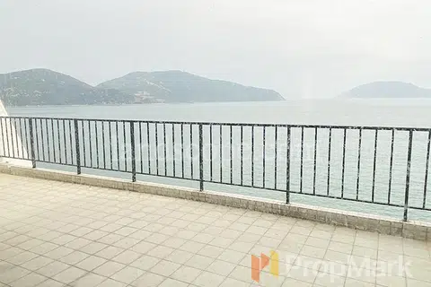 Tai Tam Crescent - Photo 3