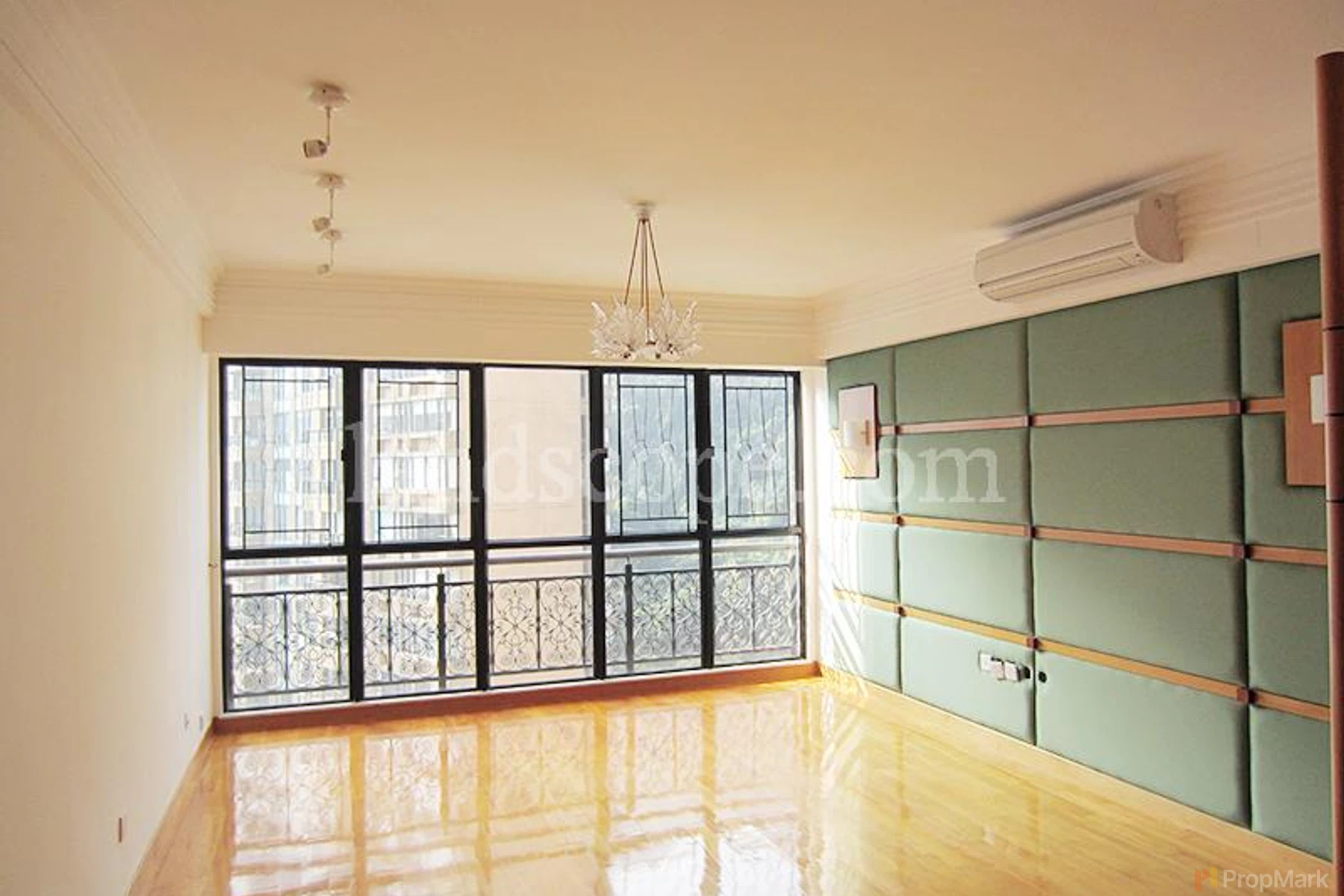 Clovelly Court - Photo 1