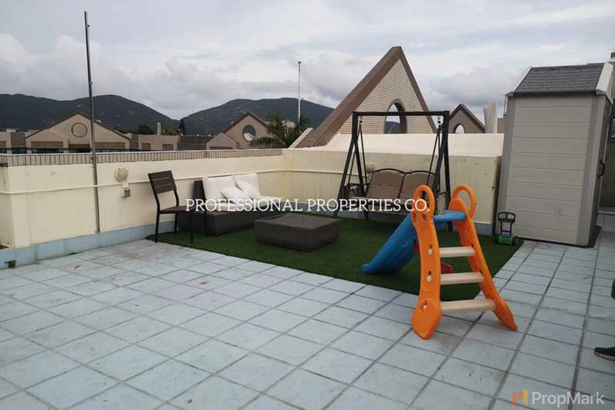 Stanford Villa - Photo 1