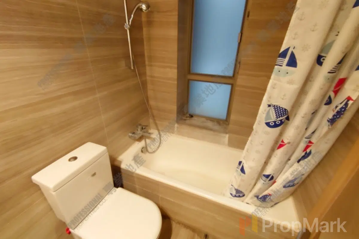 Island Crest - Photo 1