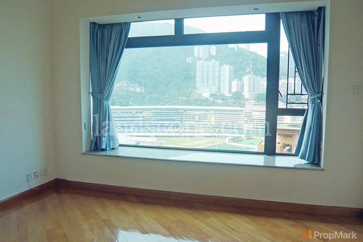 The Leighton Hill - Photo 4