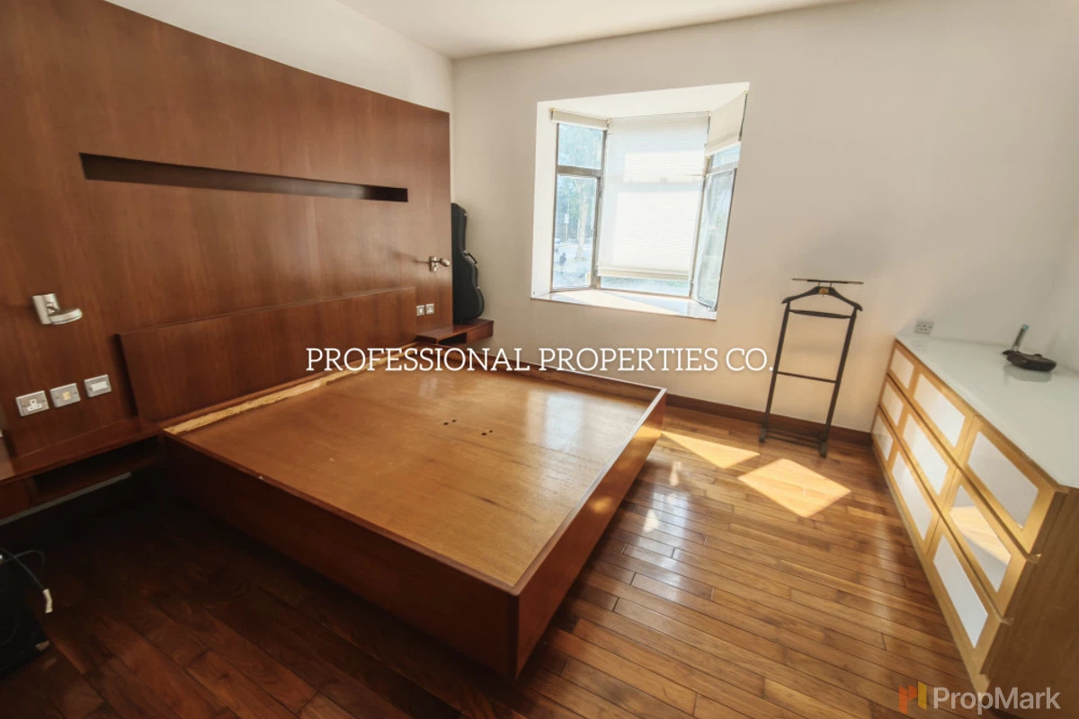 Elm Tree Towers - Photo 6