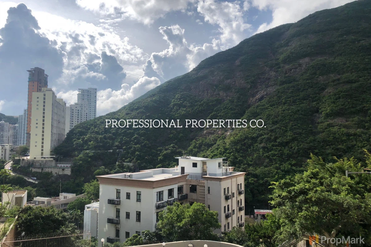 Stanford Villa - Photo 4