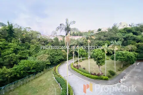 Unicorn Gardens - Photo 2