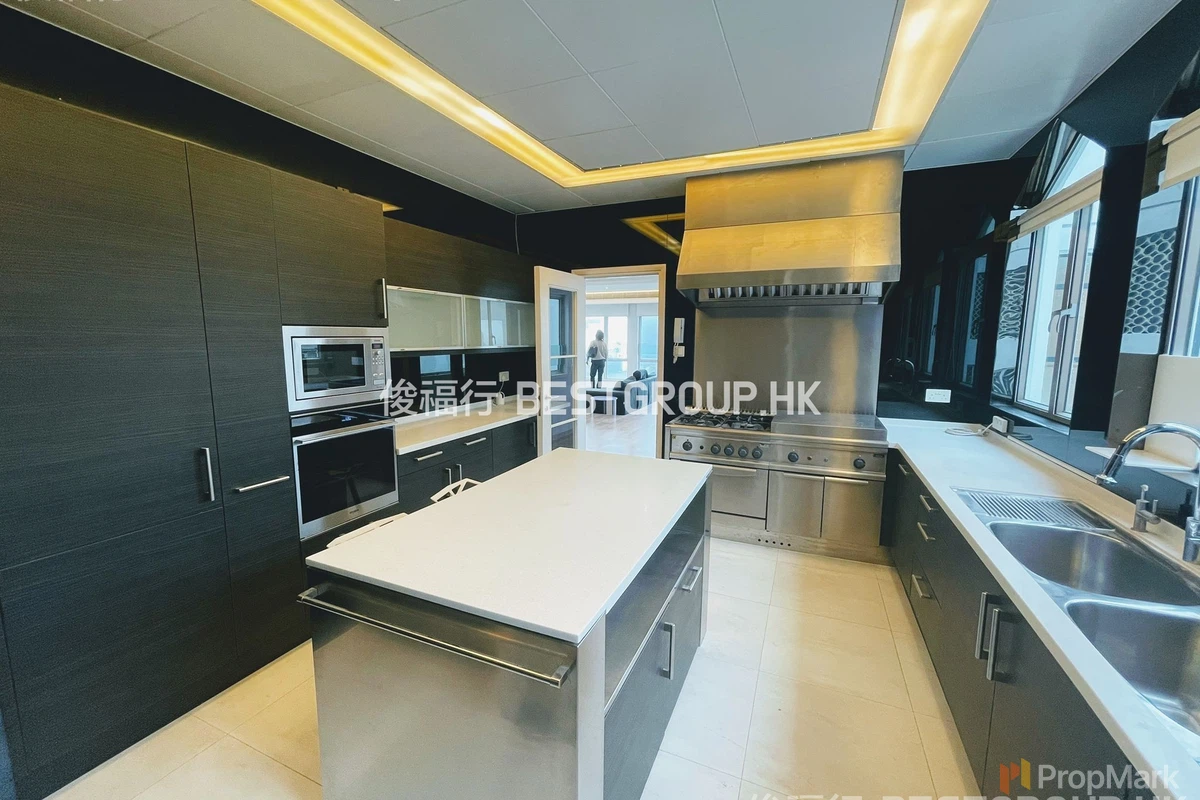 Guildford Court - Photo 8