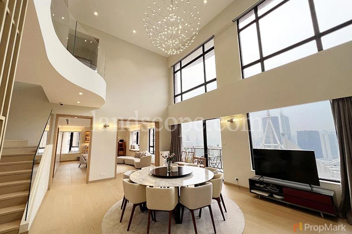 Regal Crest - Photo 1