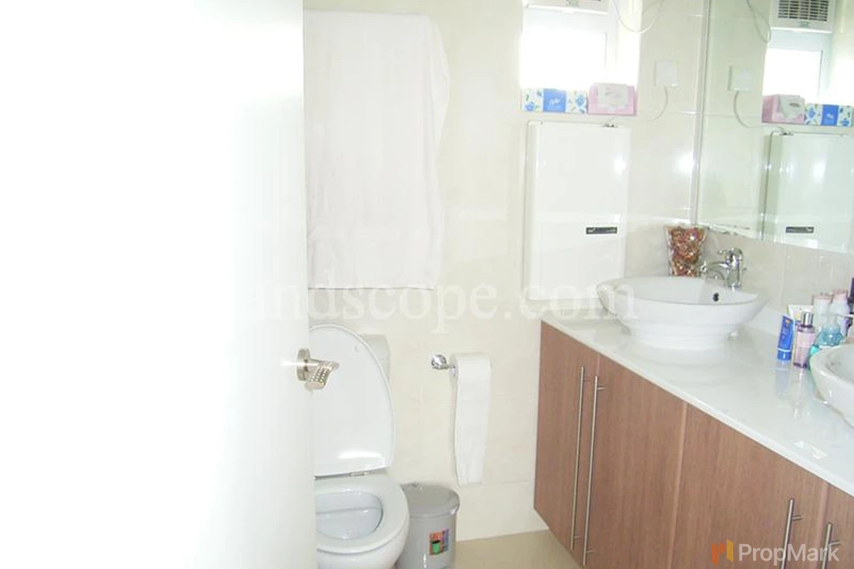 Summit Court - Photo 7