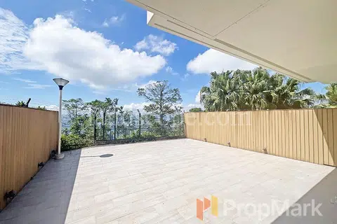 Undercliff - Photo 2