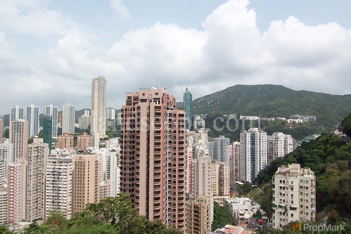 Craigmount - Photo 1