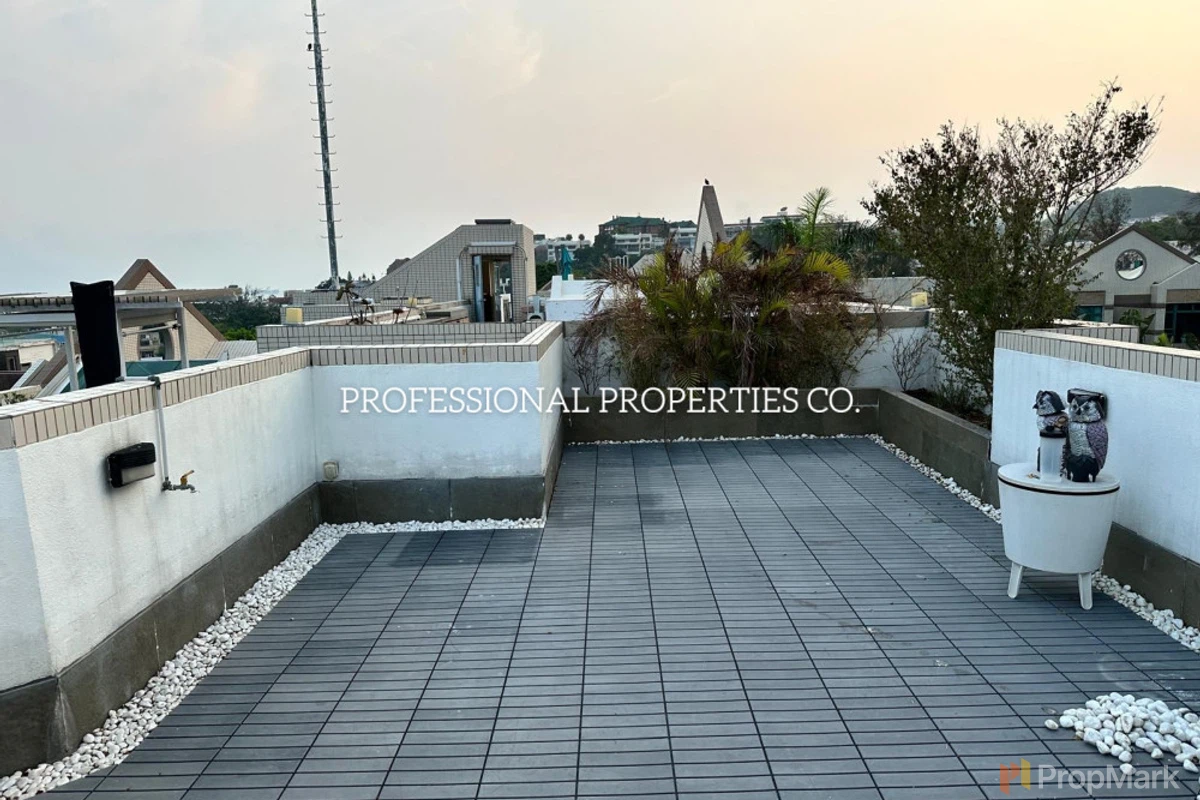 Stanford Villa - Photo 1