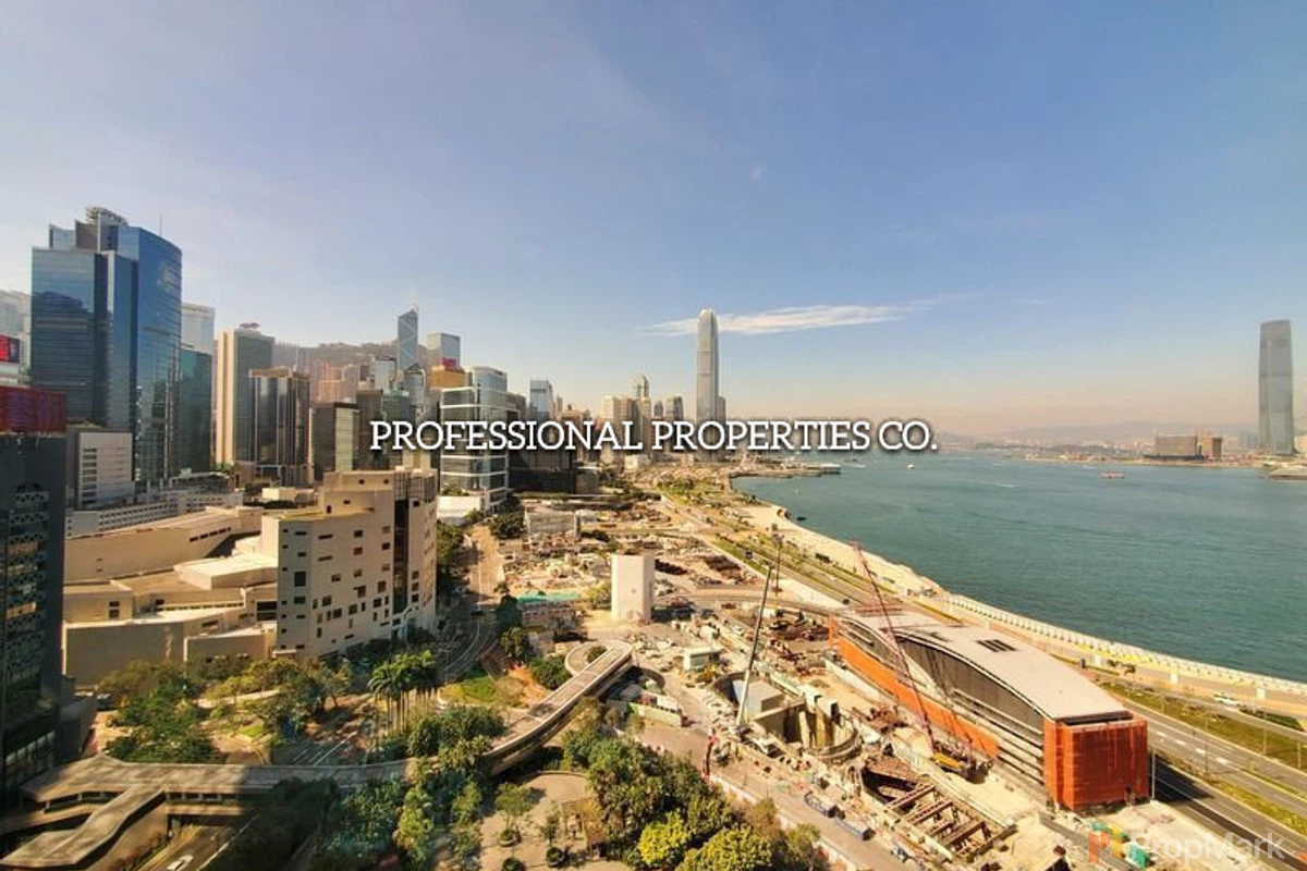 Convention Plaza Apartments - Photo 16