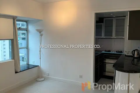 Amber Lodge - Photo 2