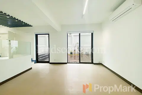 Woodgreen Estate - Photo 1