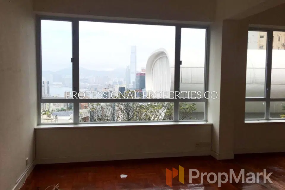 99 Robinson Road - Photo 1