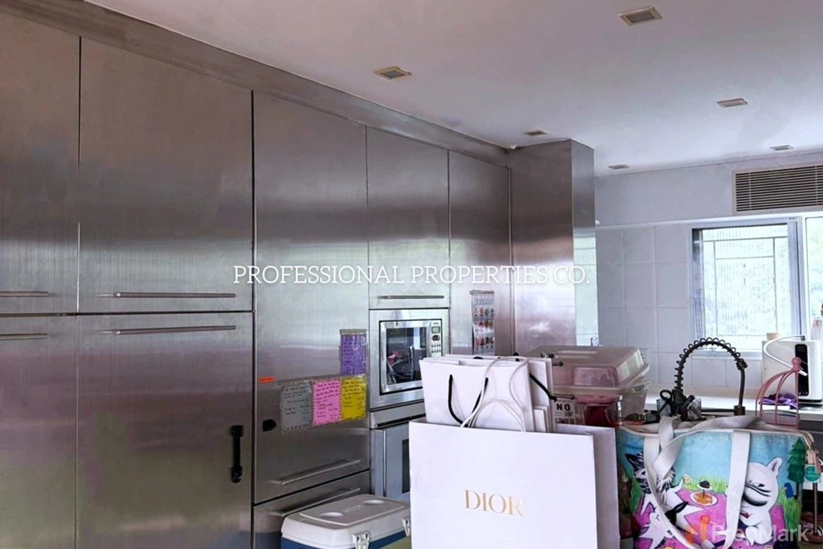 Wing On Towers - Photo 5