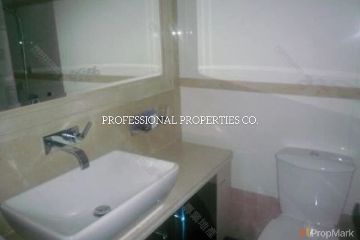 The Legend - Photo 3