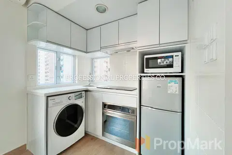 Ying Pont Building - Photo 2