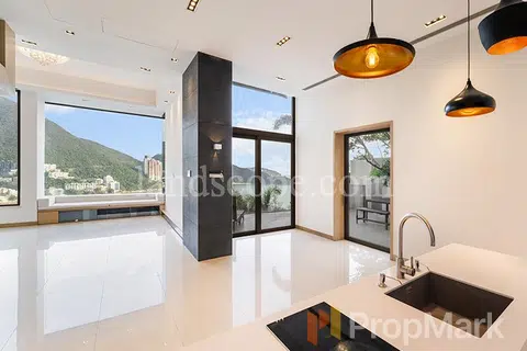 The Beachfront - Photo 4