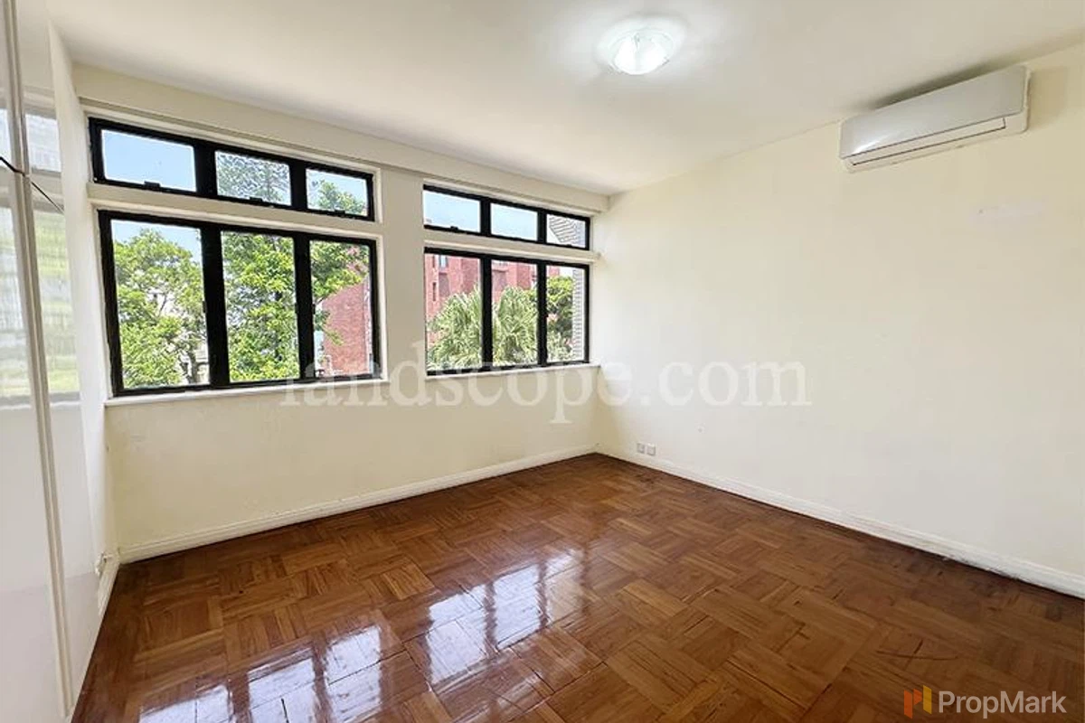 Cape Court - Photo 9