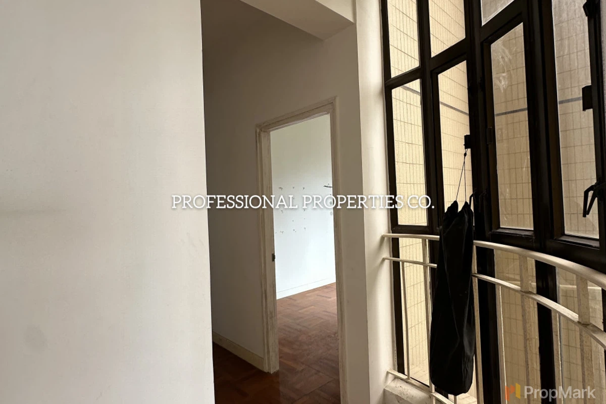 Ridge Court - Photo 4