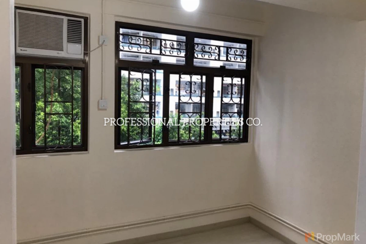 83-85 Hollywood Road - Photo 1