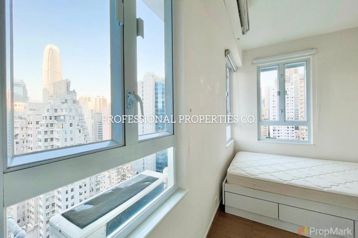Ying Pont Building - Photo 4