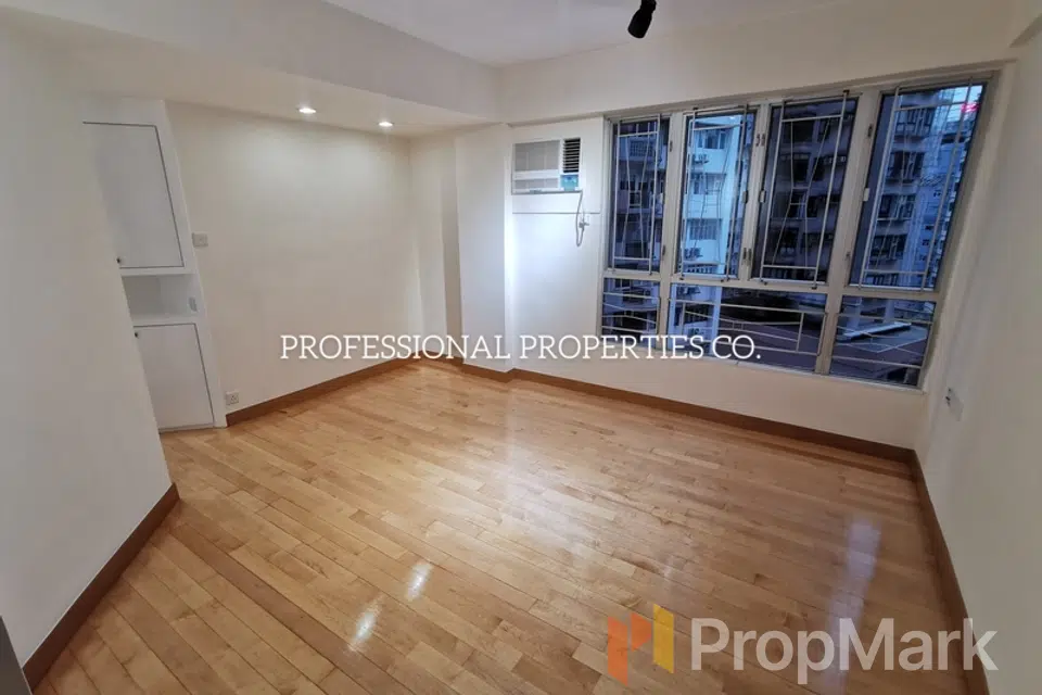 May Mansion - Photo 1