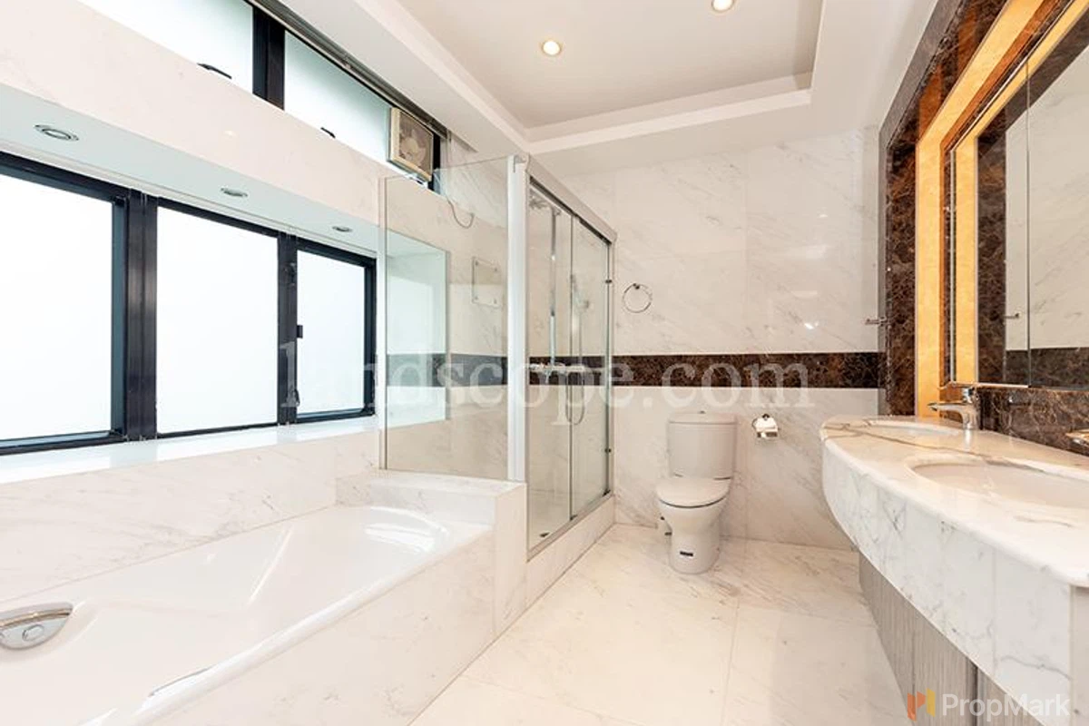 37 Repulse Bay Road - Photo 8