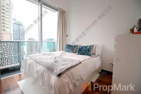 J Residence - Photo 4