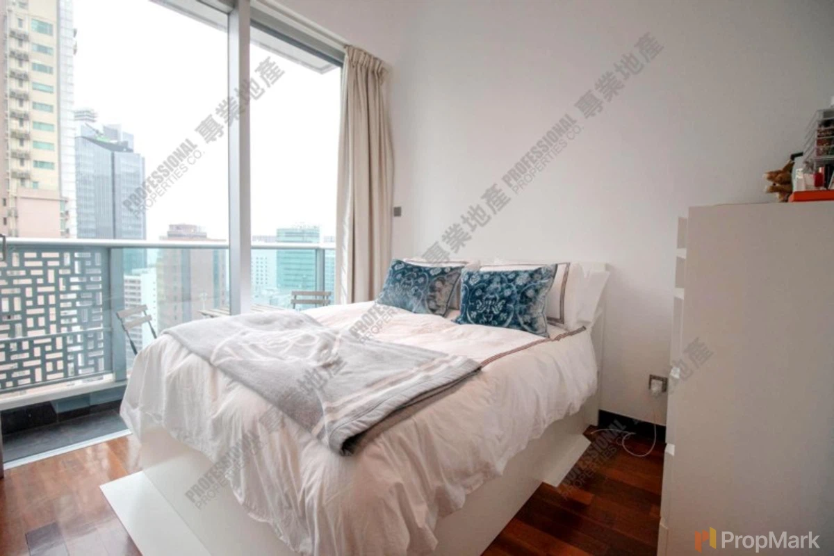 J Residence - Photo 4