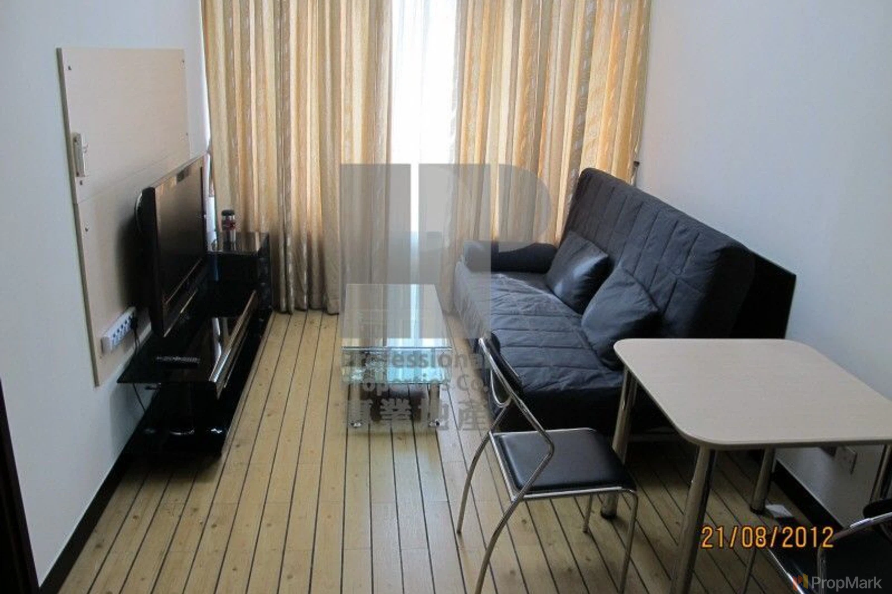 J Residence - Photo 8