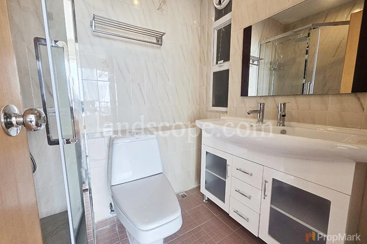 Riviera Apartments - Photo 9