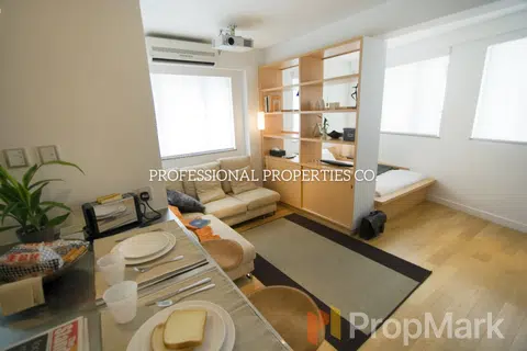 66 Hollywood Road - Photo