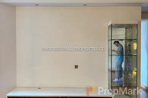 Park Towers - Photo 5