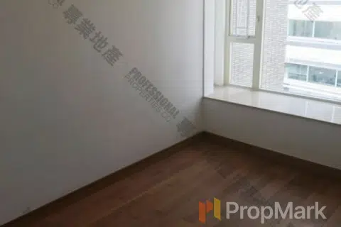 CentreStage - Photo 3