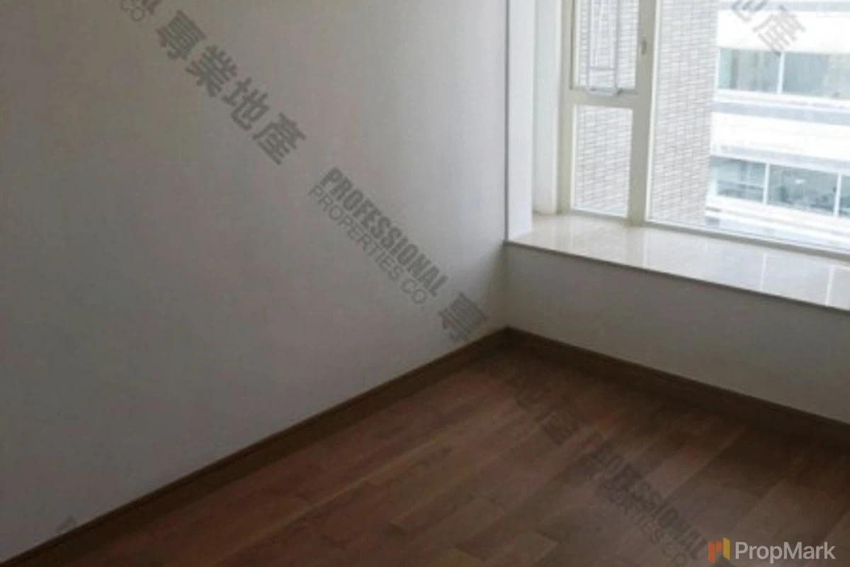 CentreStage - Photo 3