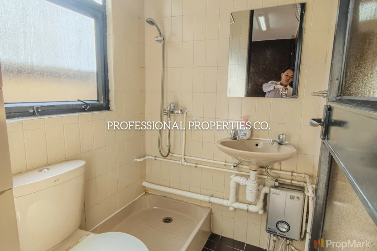 Wing On Lodge - Photo 17