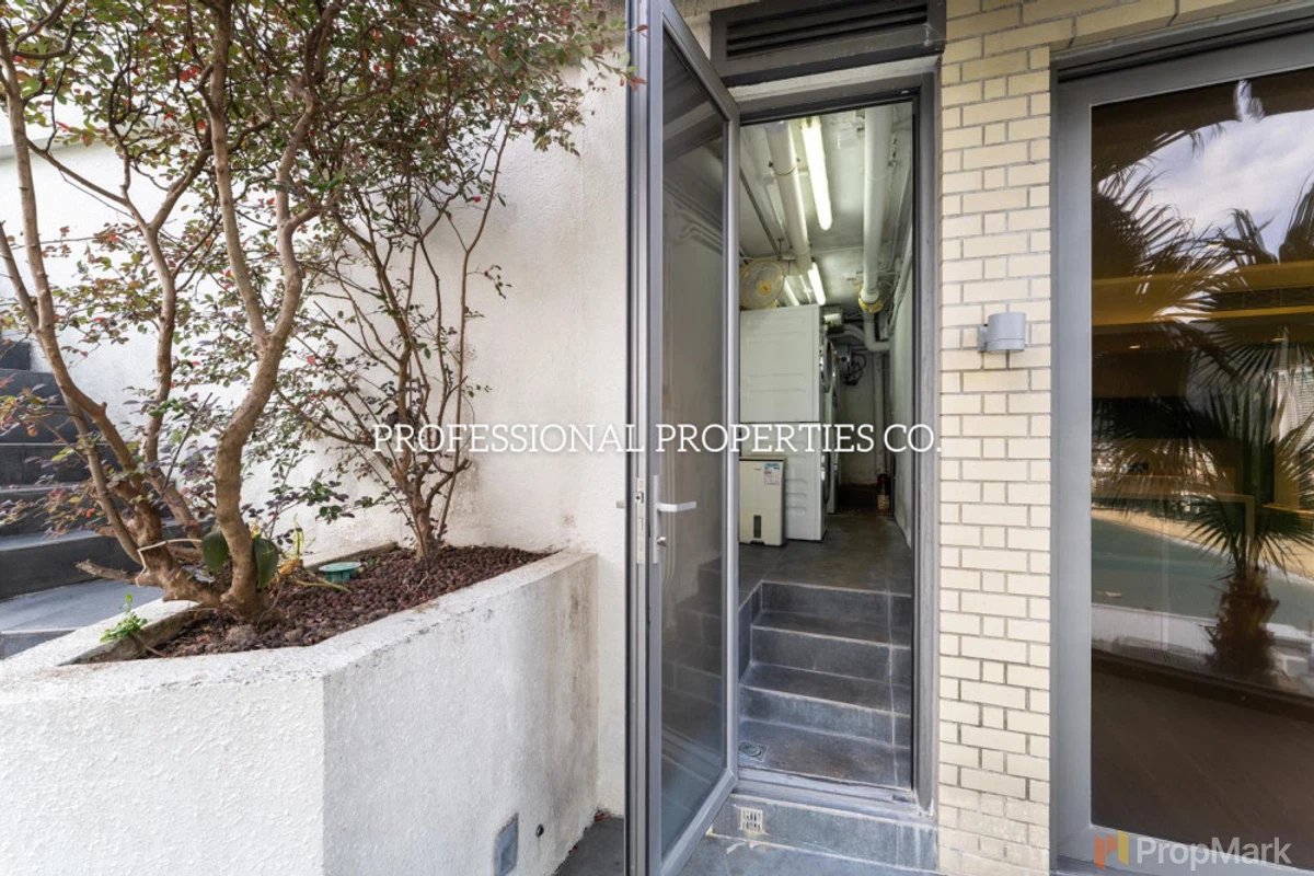 The Beachfront - Photo 44