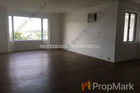 Grosse Pointe Villa - Photo 2