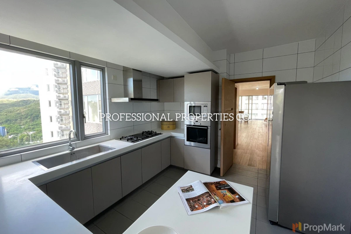 The Carmina - Photo 17