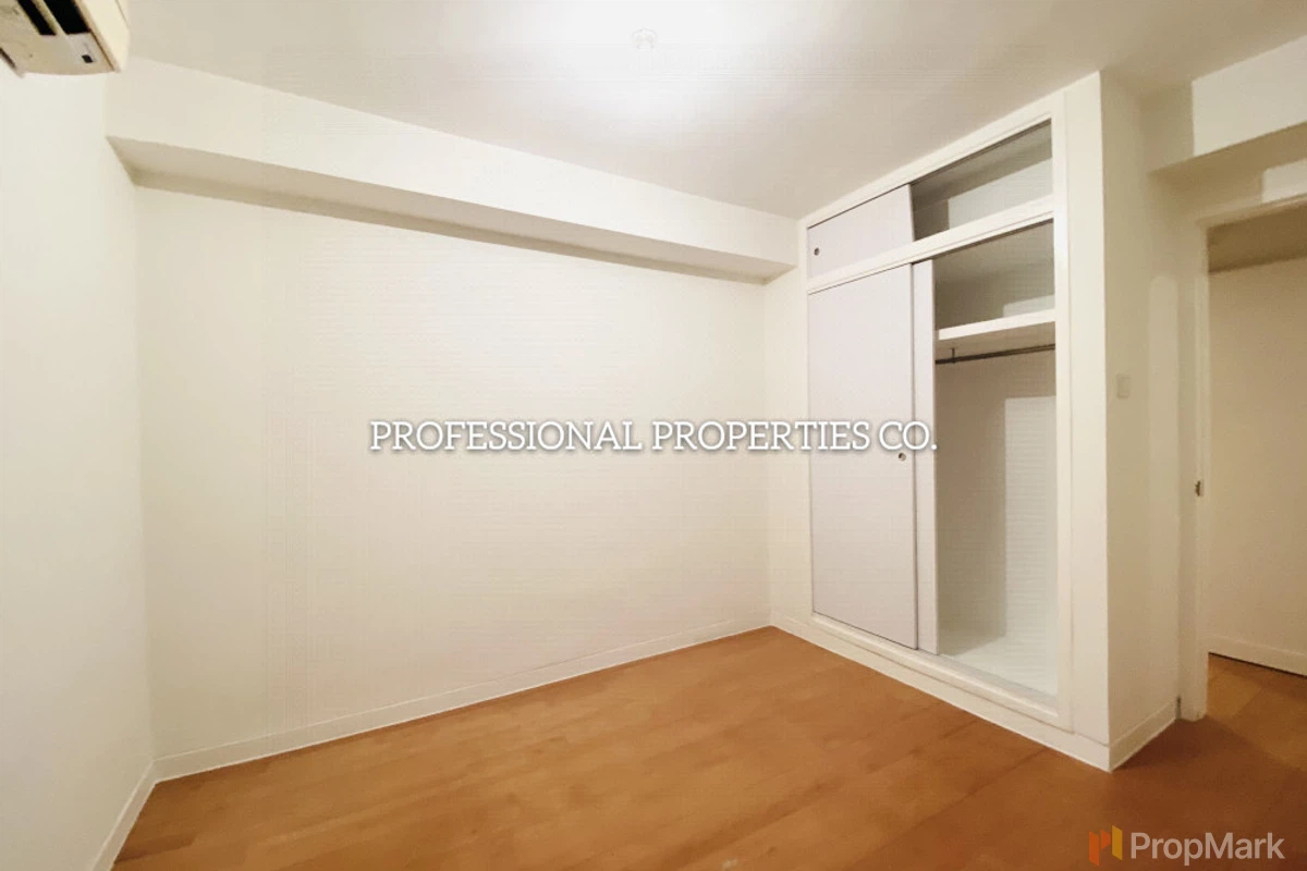 Unicorn Gardens - Photo 8