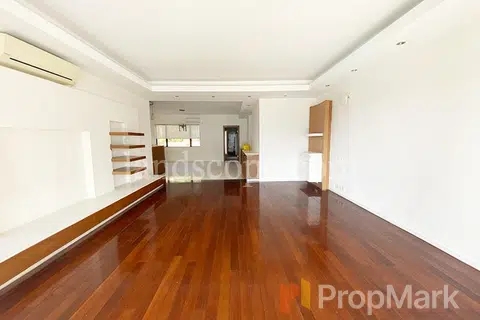 Repulse Bay Garden - Photo 3