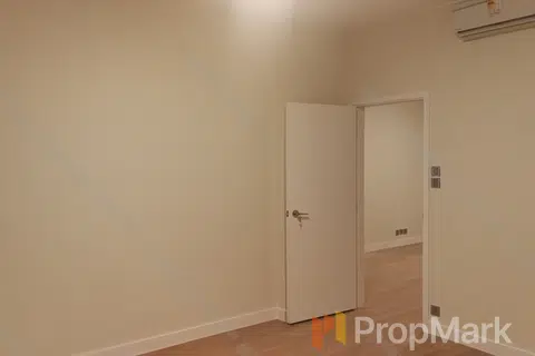 Leon Court - Photo 5