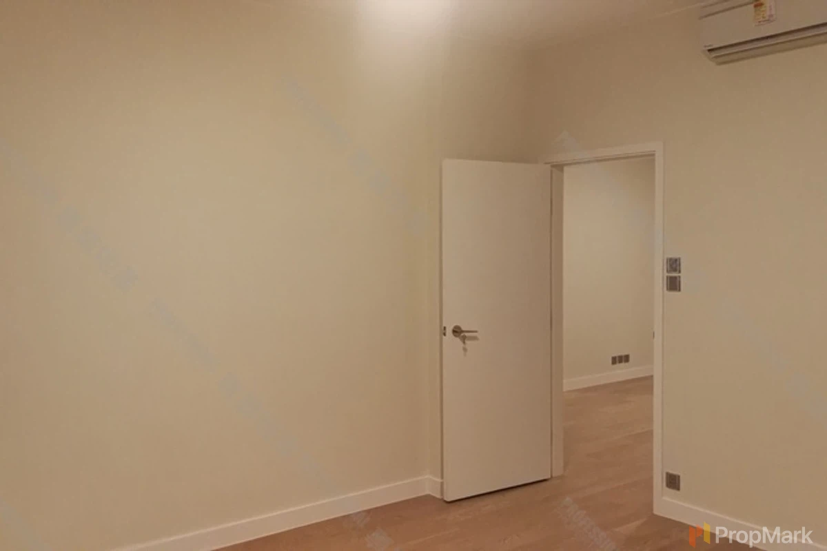 Leon Court - Photo 5