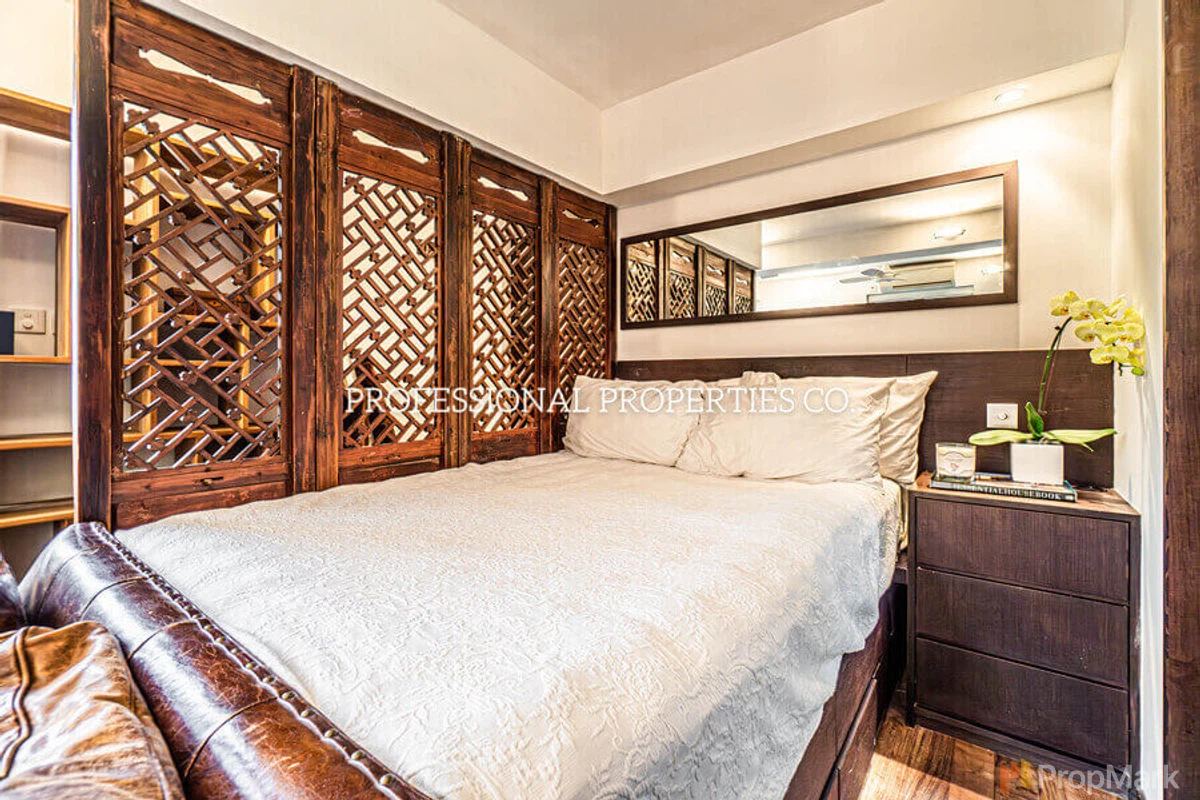 Silver Jubilee Mansion - Photo 9