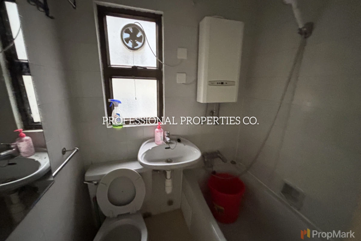 Asiarich Court - Photo 3