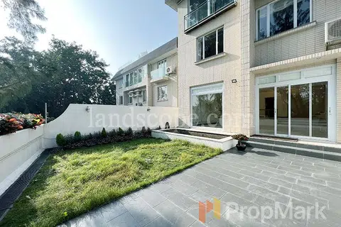 Grosse Pointe Villa - Photo 3