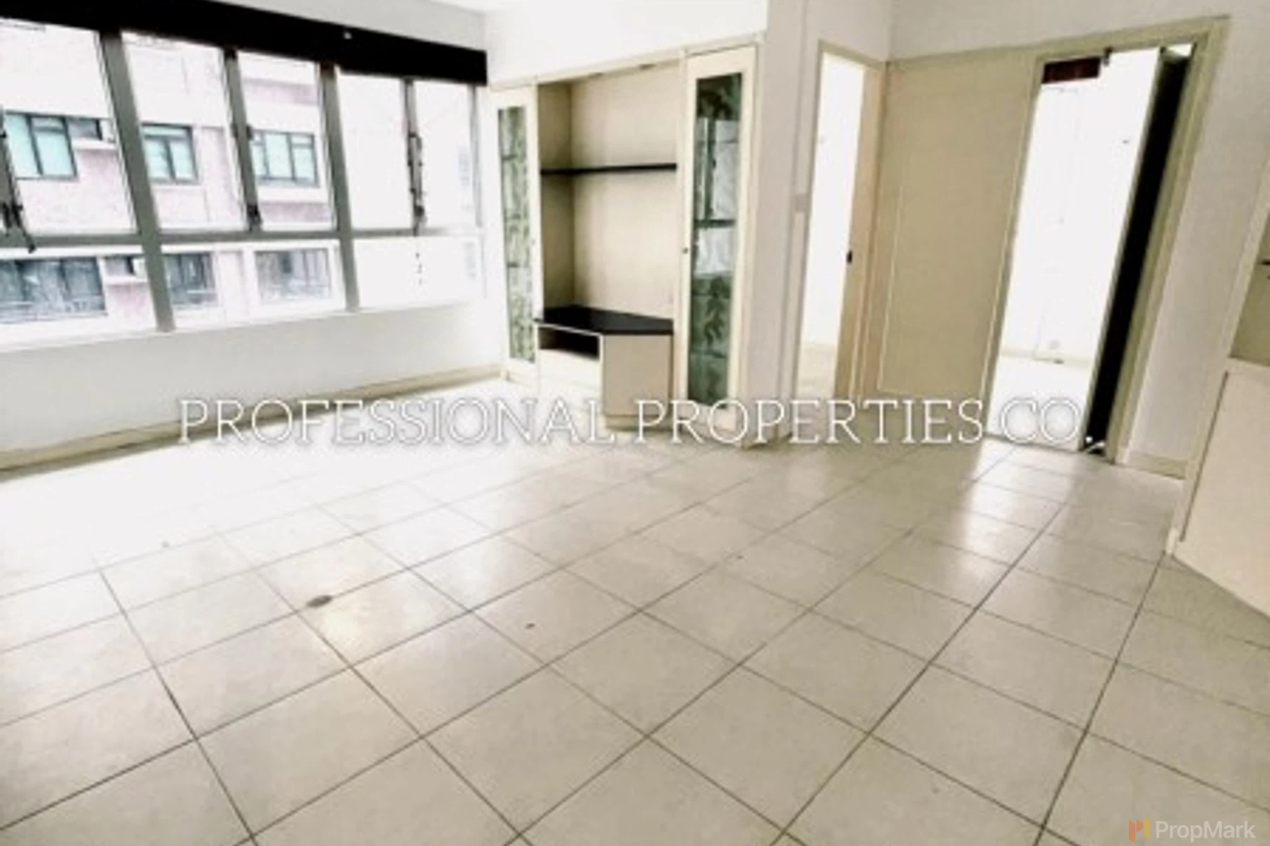 Sherwood Court - Photo 2