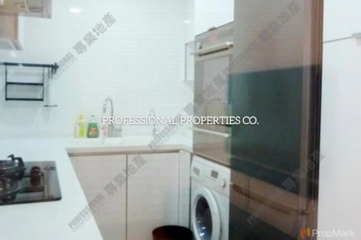 Hollywood Terrace - Photo 1